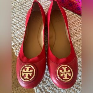 Tori Burch Caroline 2 ballet flats. Liberty Red size 9 excellent condition.